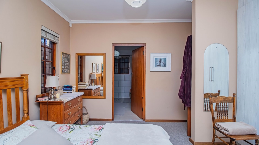 4 Bedroom Property for Sale in Table View Western Cape